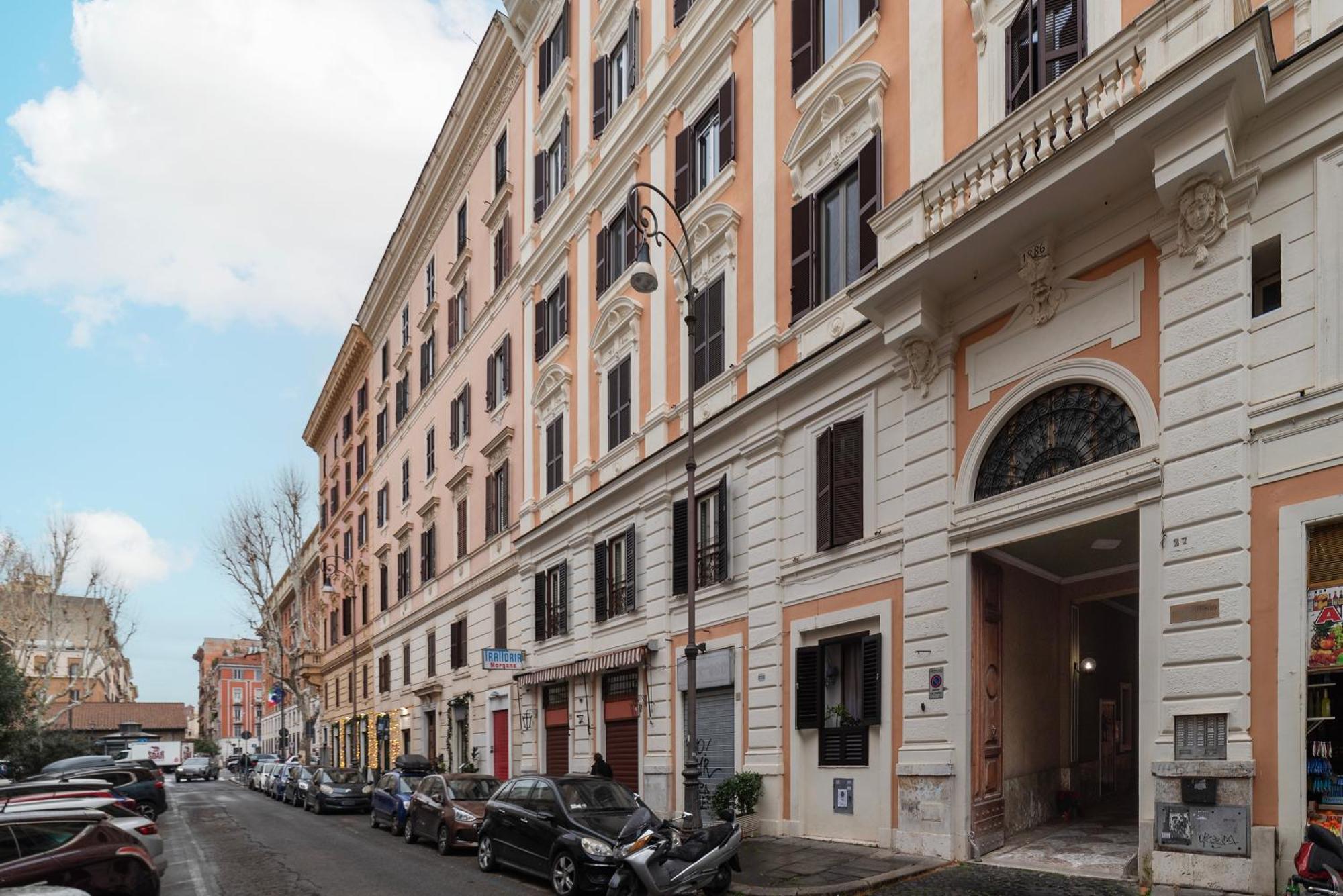 Terme Di Traiano Apartment - 10 Min Dal Colosseo Rzym Zewnętrze zdjęcie