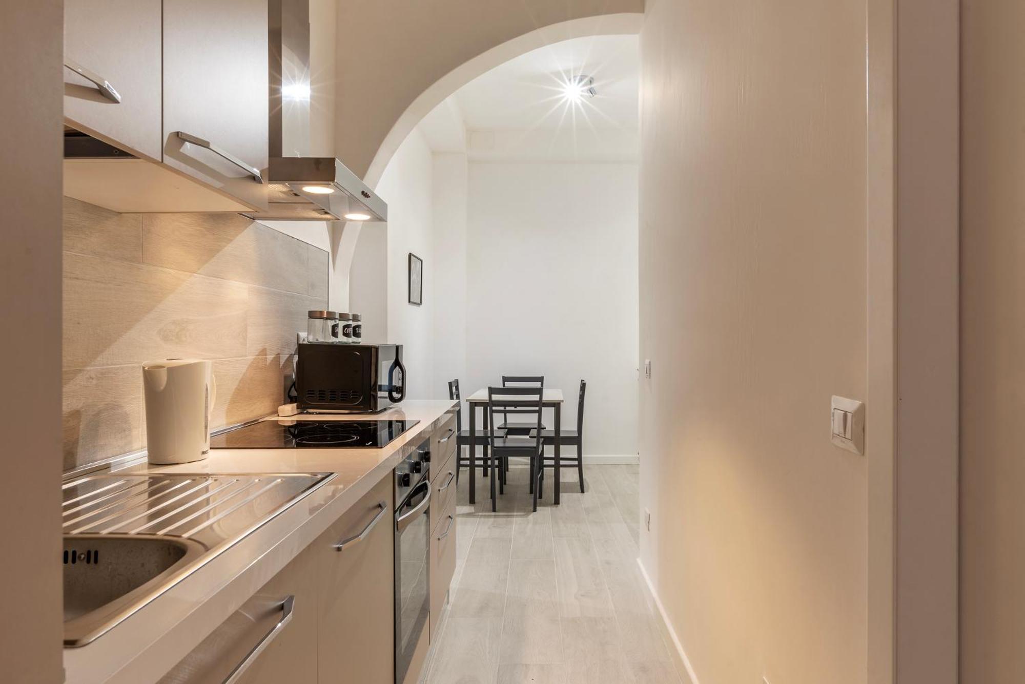 Terme Di Traiano Apartment - 10 Min Dal Colosseo Rzym Zewnętrze zdjęcie